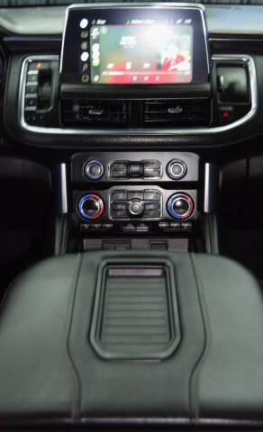 2022 GMC Yukon XL SLT