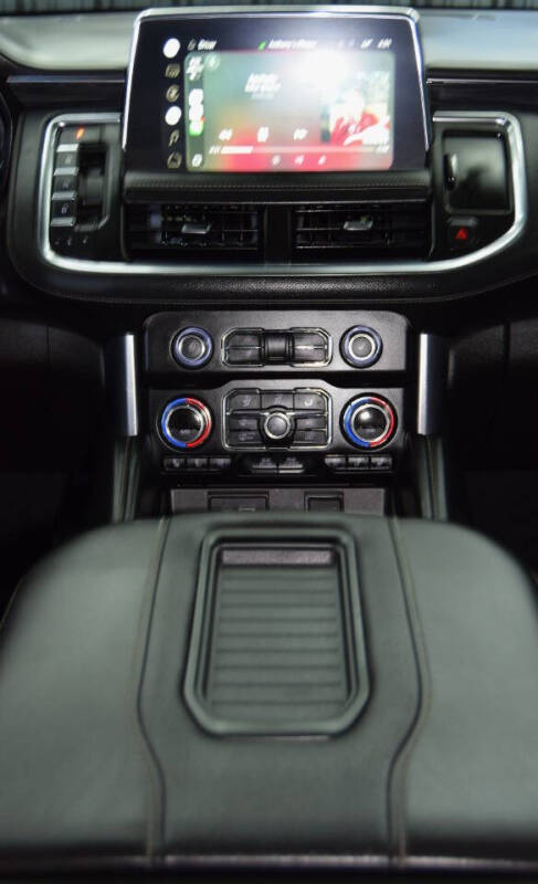 2022 GMC Yukon XL SLT