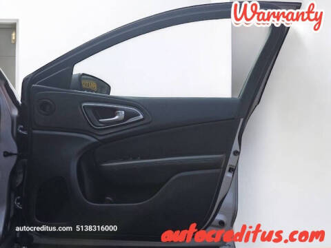 2017 Chrysler 200 LX