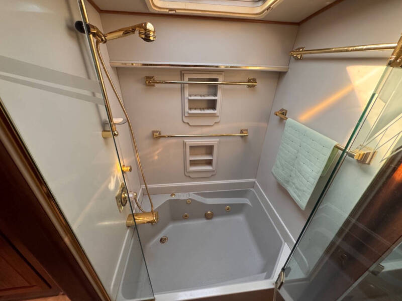 1997 MCI Custom Coach