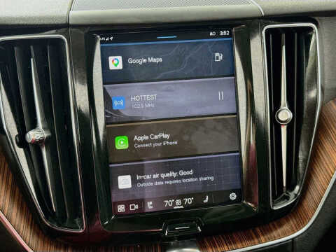 2024 Volvo XC60 B5 Plus Dark Theme