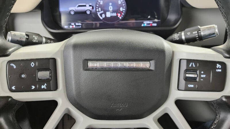 2020 Land Rover Defender 110 SE