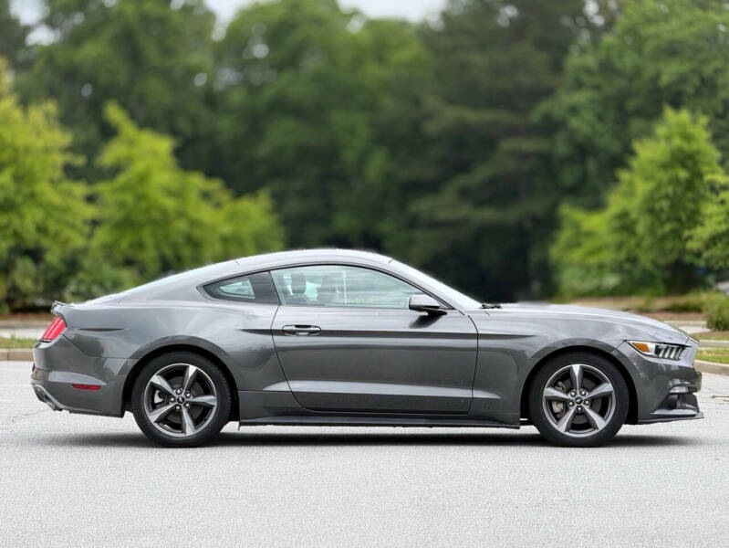2016 Ford Mustang V6