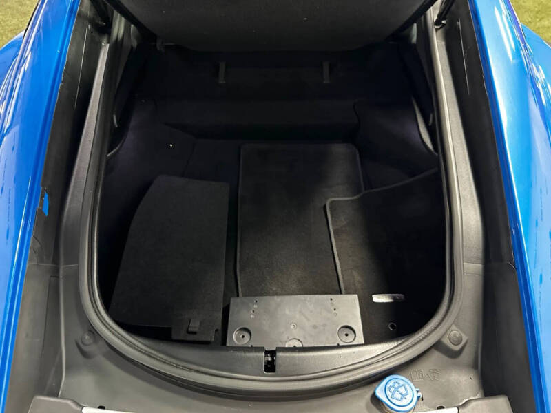 2019 Jaguar F-TYPE P300