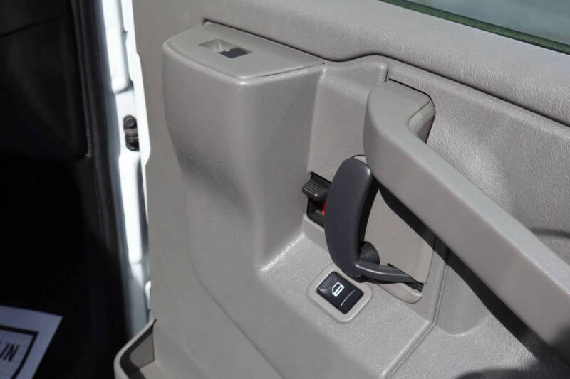 2021 Chevrolet Express 2500