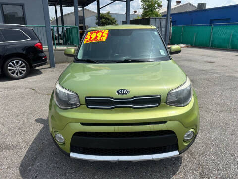 2018 Kia Soul +