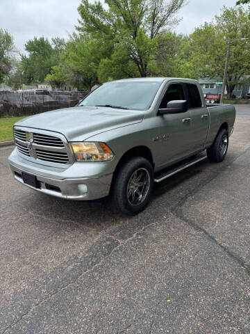 2016 RAM 1500 SLT