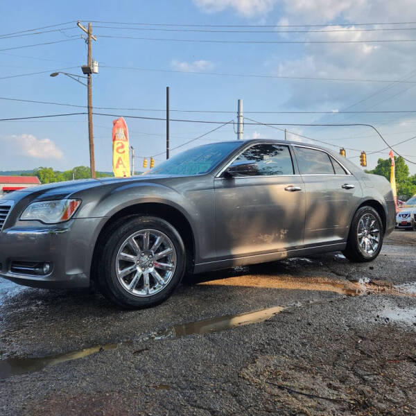 2011 Chrysler 300 C