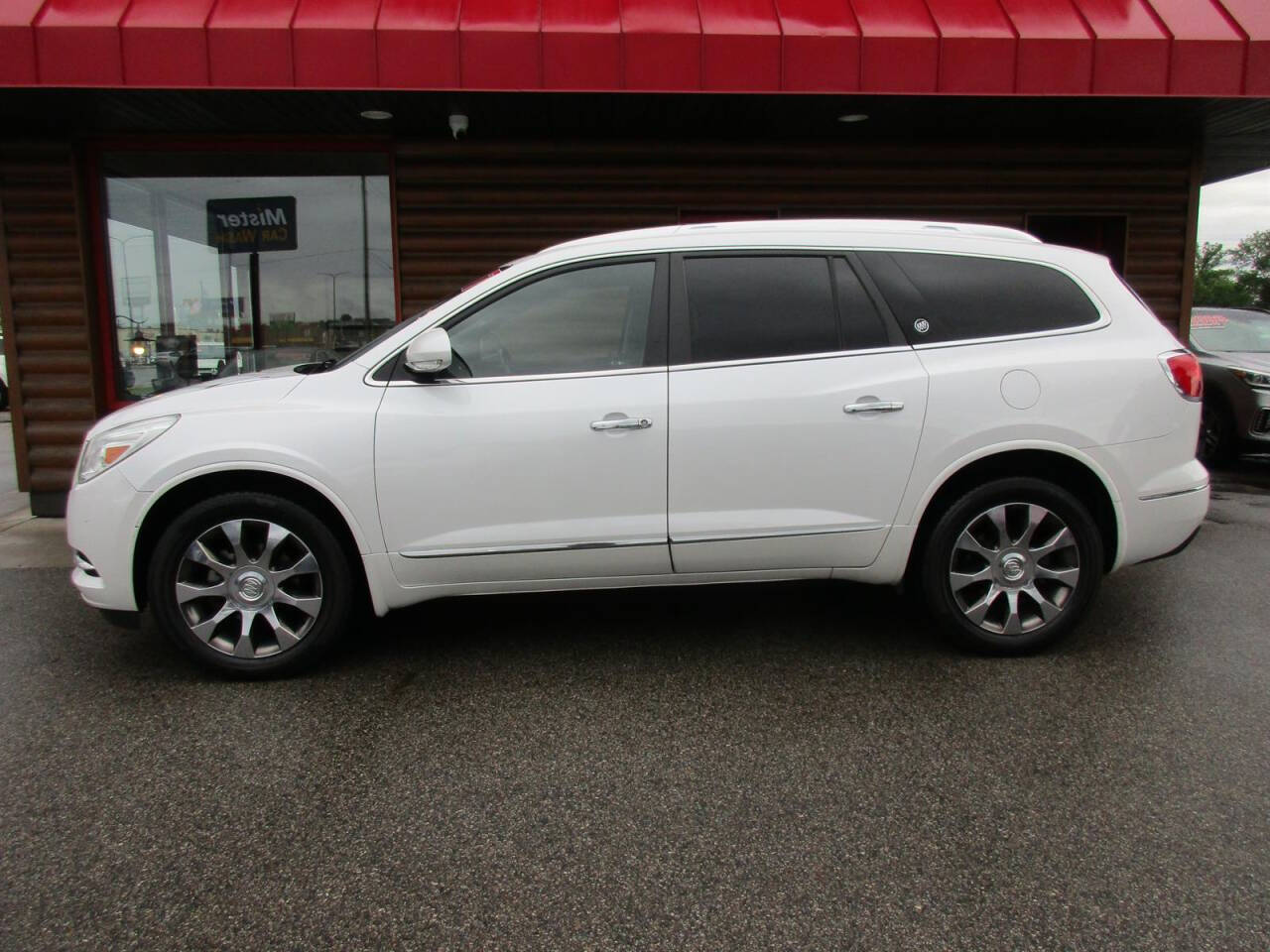 Off White 2017 Buick Enclave Leather AWD Leather 4dr Crossover 2