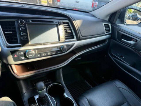 2017 Toyota Highlander