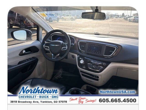 2018 Chrysler Pacifica Touring L