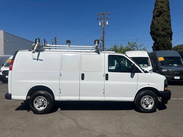 2018 Chevrolet Express 2500