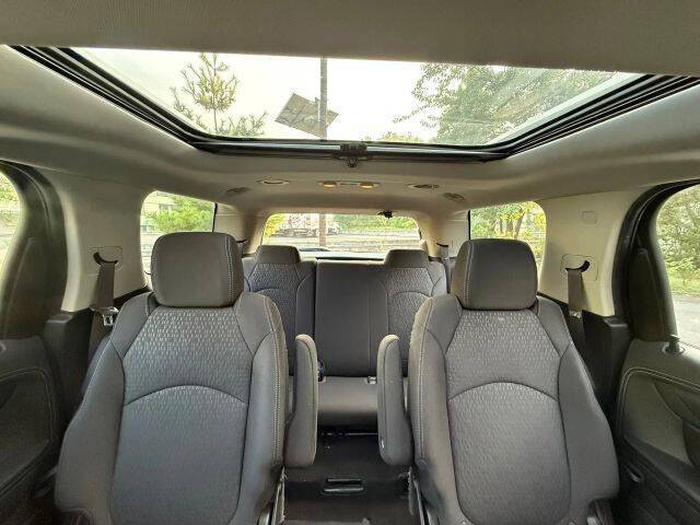 2016 GMC Acadia SLE-2