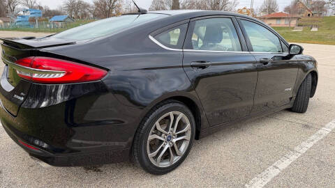 2017 Ford Fusion Hybrid SE