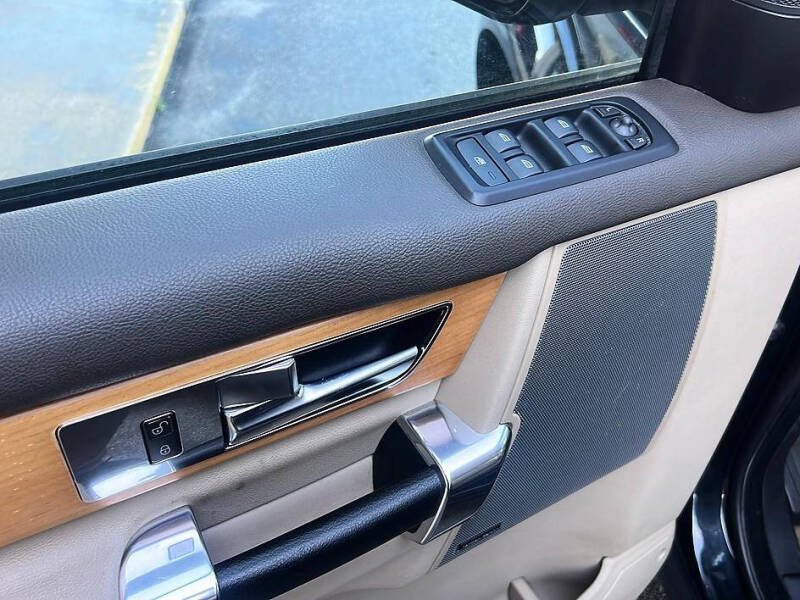 2011 Land Rover LR4