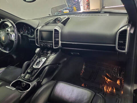 2012 Porsche Cayenne