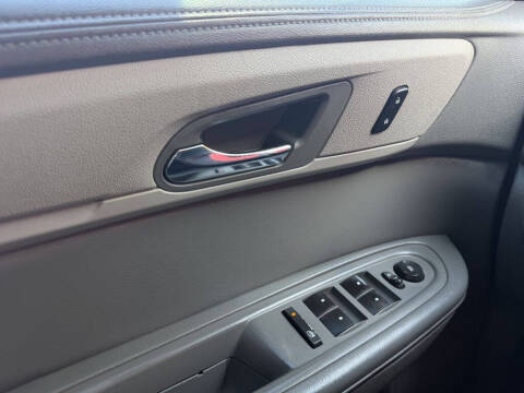 2017 Chevrolet Traverse LS