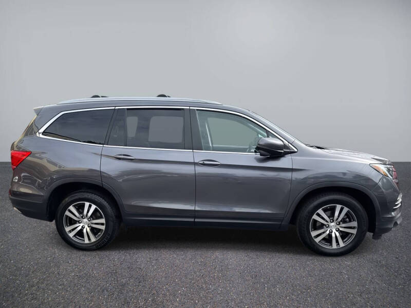 2017 Honda Pilot EX