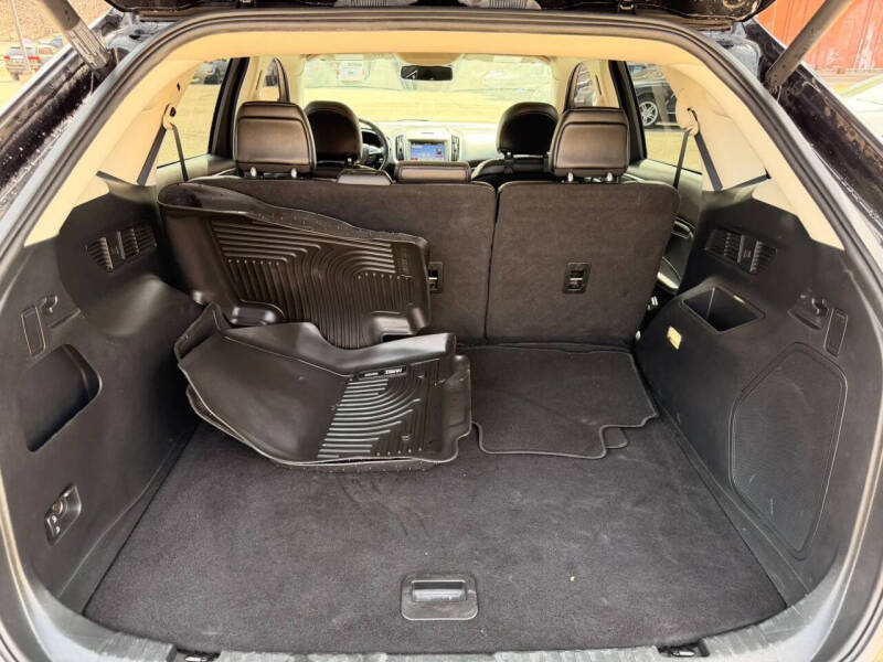 2019 Ford Edge Titanium