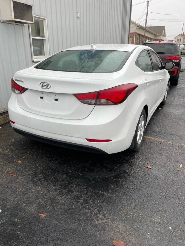 2015 Hyundai Elantra SE photo 3