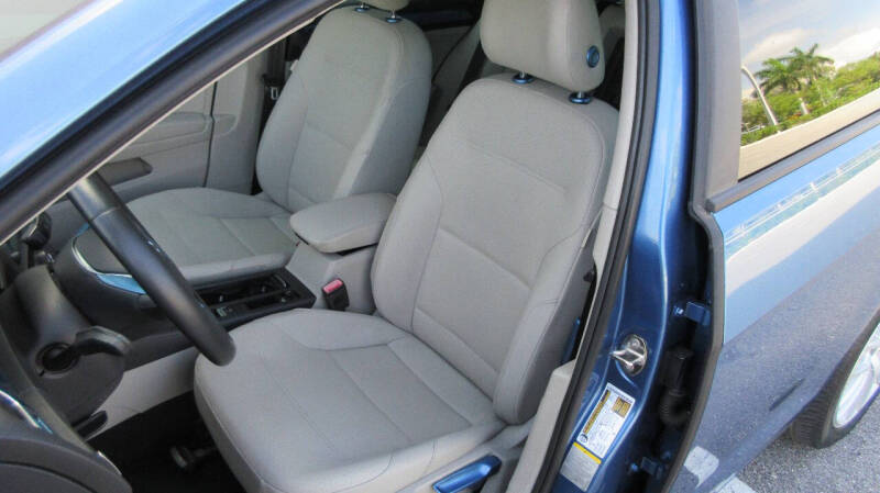 2015 Volkswagen e-Golf SEL Premium