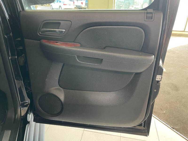 2011 Chevrolet Avalanche LTZ