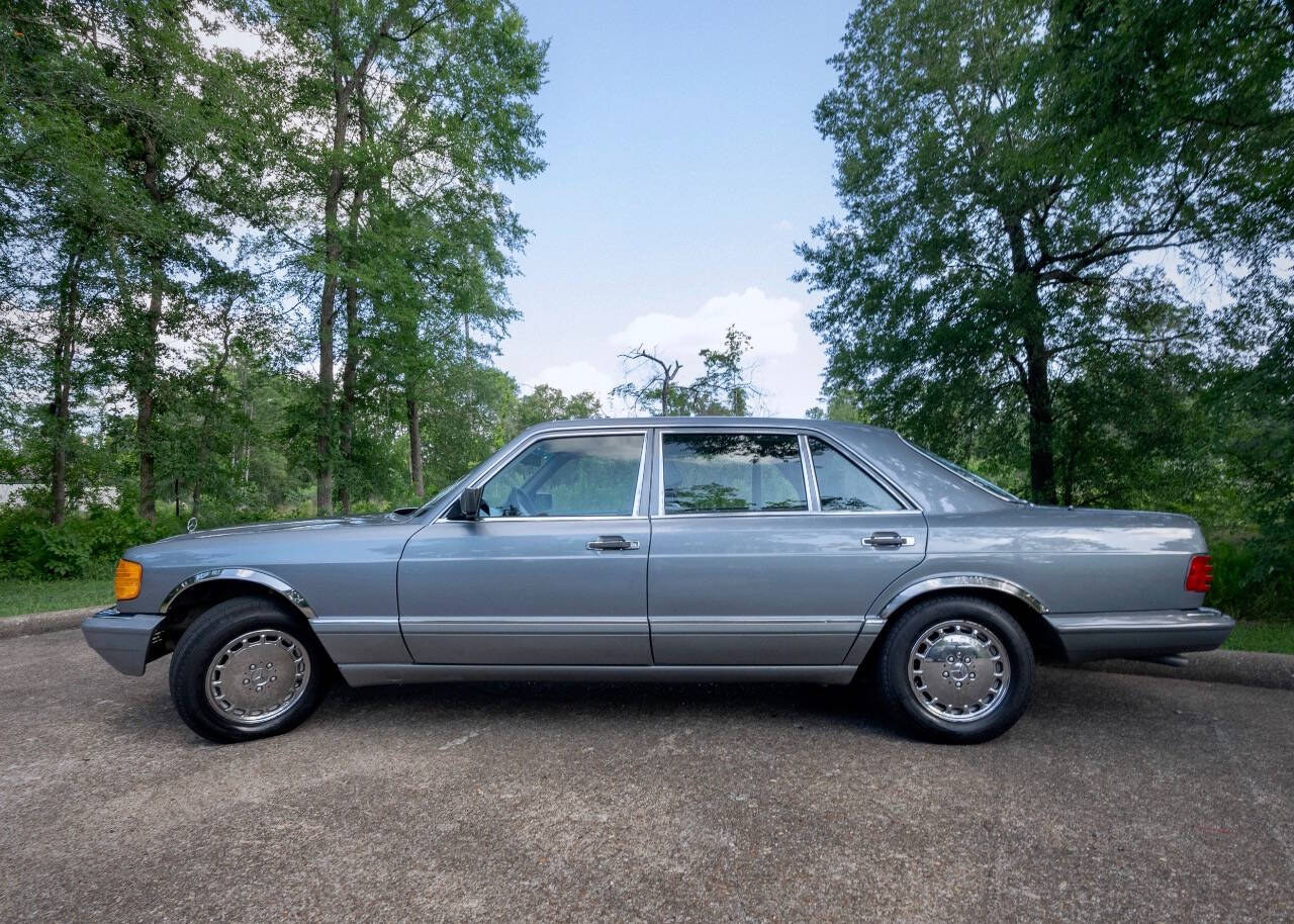 1988 Mercedes-Benz 420-Class 28