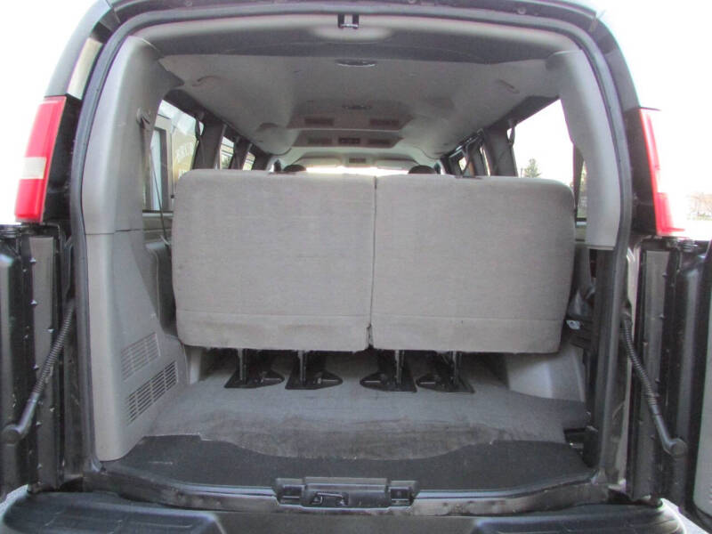 2015 Chevrolet Express LS 2500