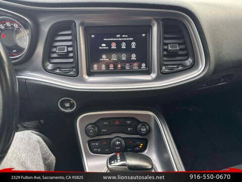 2020 Dodge Challenger SXT