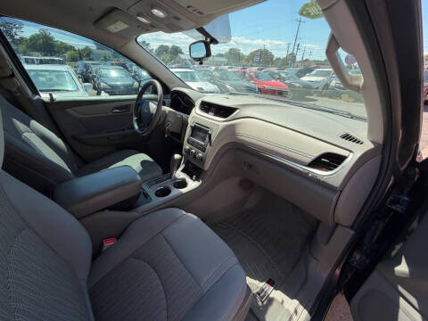 2013 Chevrolet Traverse LS
