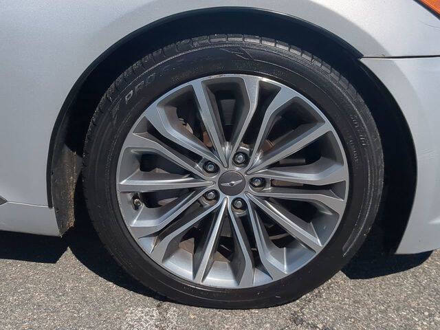 2017 Genesis G80