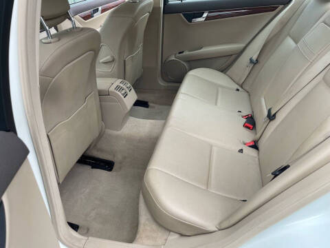 2011 Mercedes-Benz C-Class C 300 Sport 4MATIC