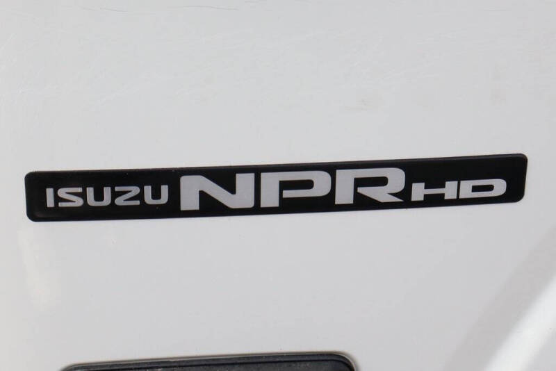 2022 Isuzu NPR