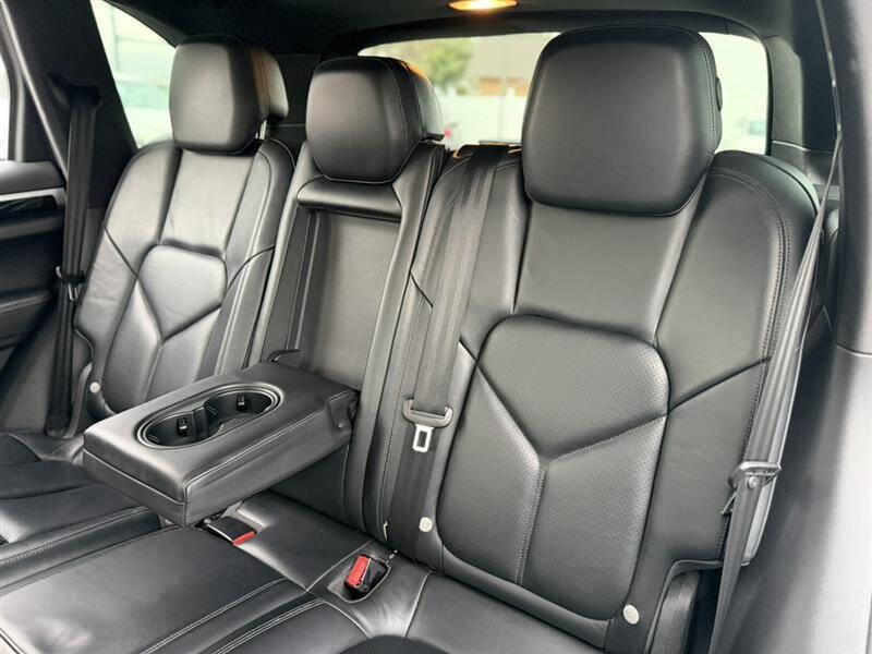 2012 Porsche Cayenne S