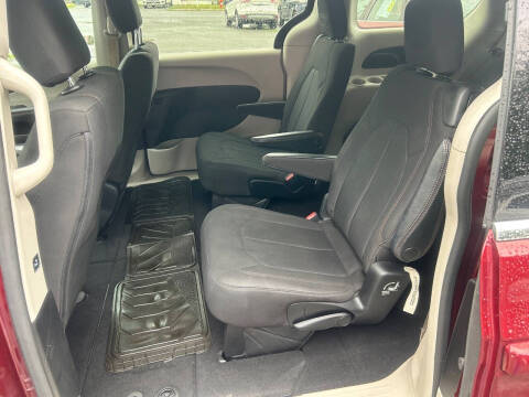 2017 Chrysler Pacifica Touring