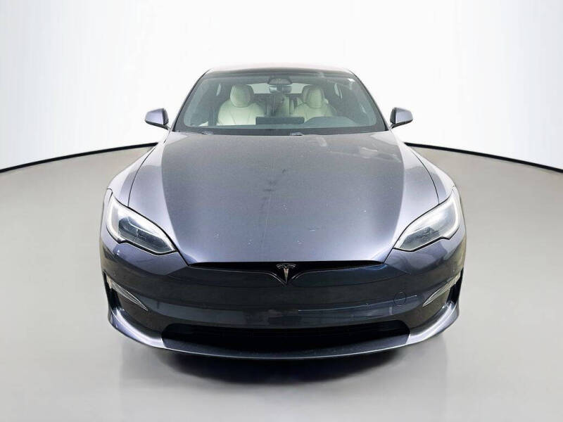 2023 Tesla Model S Plaid