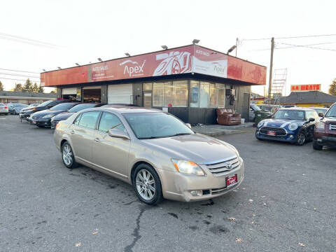 2005 Toyota Avalon