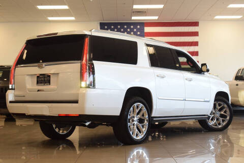 2019 Cadillac Escalade ESV Platinum
