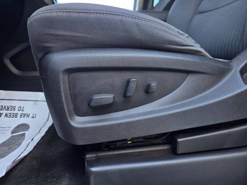 2017 GMC Yukon SLE