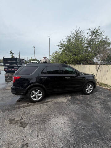 2018 Ford Explorer