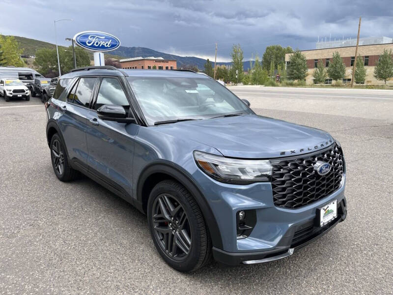 2025 Ford Explorer ST