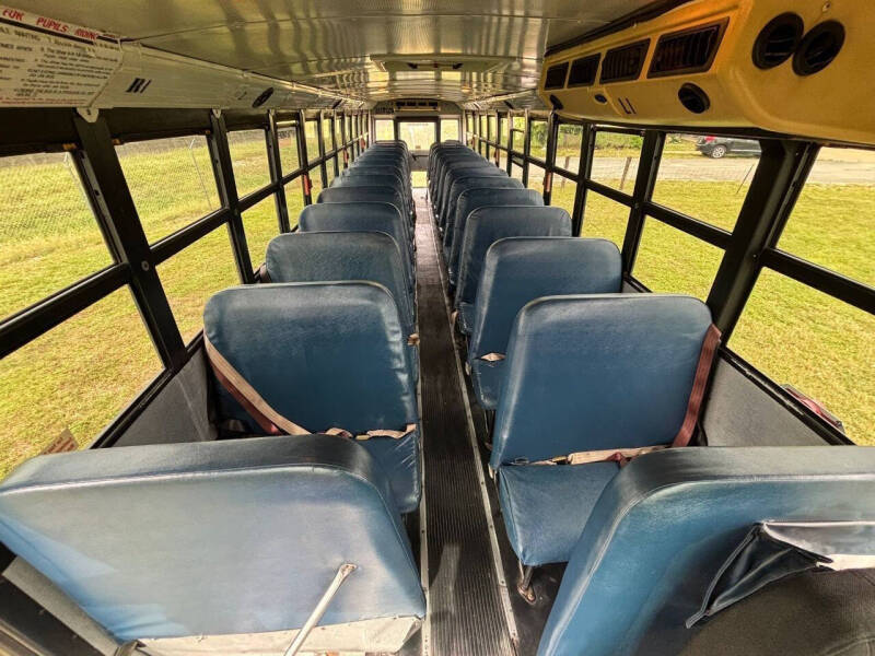 2008 Freightliner B2 Chassis