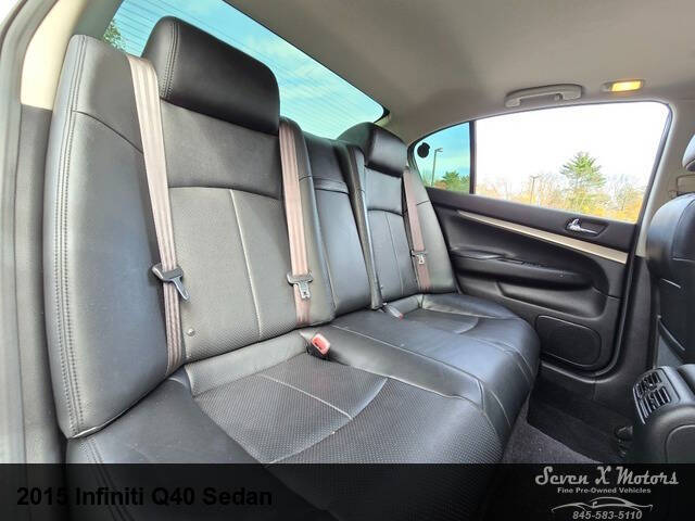 2015 Infiniti Q40