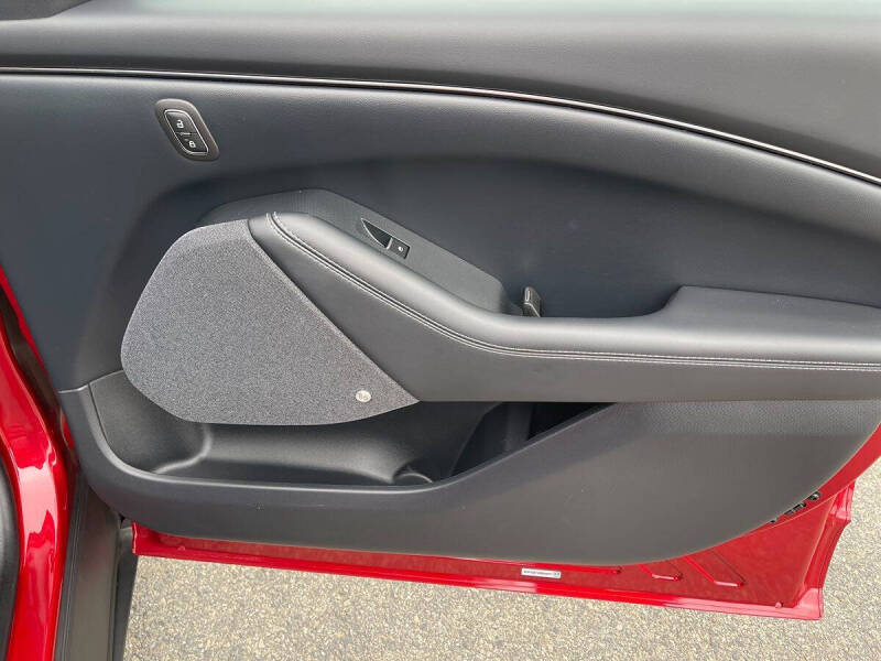 2021 Ford Mustang Mach-E Premium