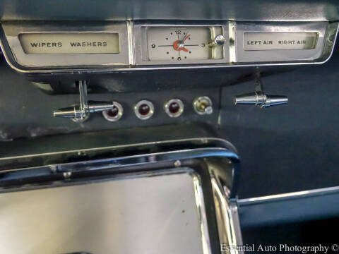 1964 Ford Thunderbird