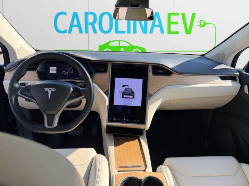 2019 Tesla Model X Standard Range