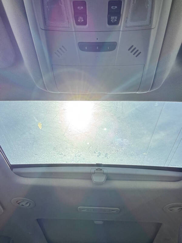 2017 GMC Acadia SLE-2