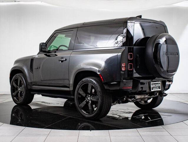 2023 Land Rover Defender 90 V8