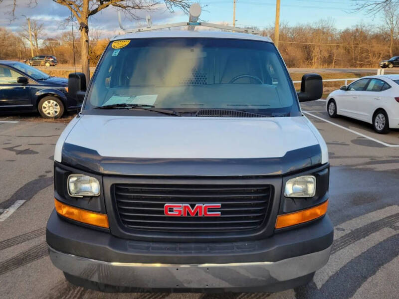2017 GMC Savana 2500