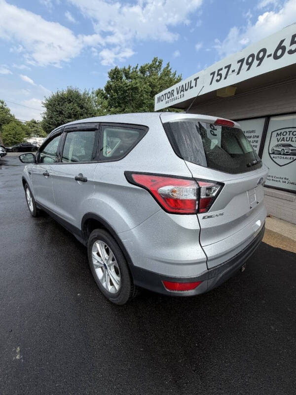 2018 Ford Escape S